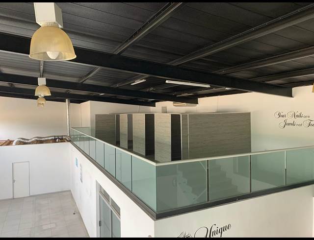 800M² OFFICE TO LET IN BOKSBURG NORTH