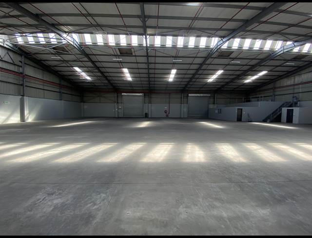 4,883M² WAREHOUSE TO LET IN EPPING INDUSTRIAL