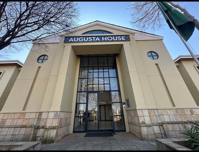 473M² OFFICE TO LET IN SANDTON CENTRAL