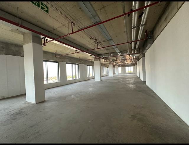 1,827M² OFFICE TO LET IN SANDTON CENTRAL