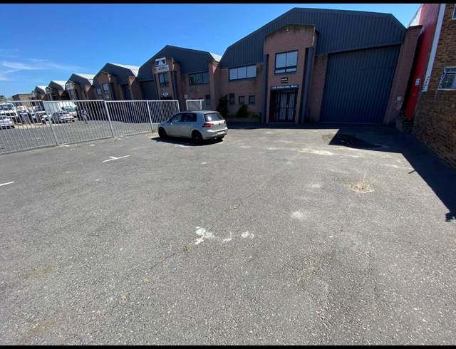 500M² WAREHOUSE TO LET IN KILLARNEY GARDENS