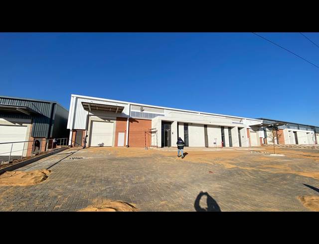 495M² WAREHOUSE TO LET IN HIGHVELD