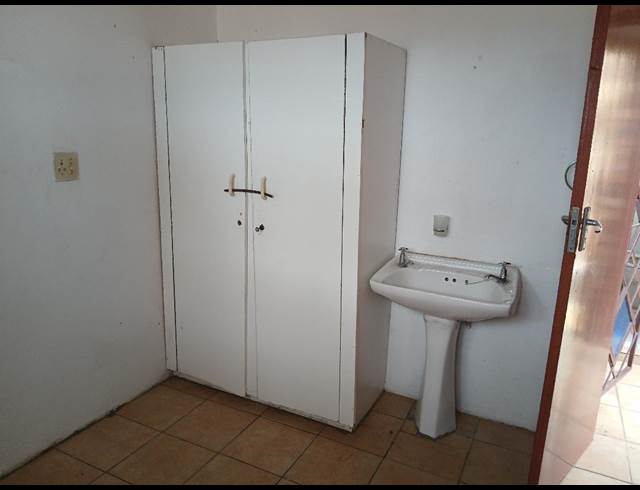 1 bed property to rent in RIDGEWAY