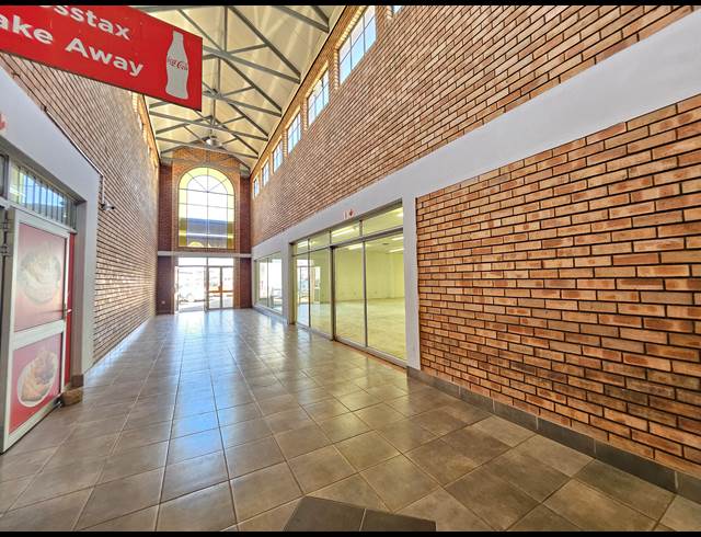 472M² RETAIL TO LET IN ROSSLYN
