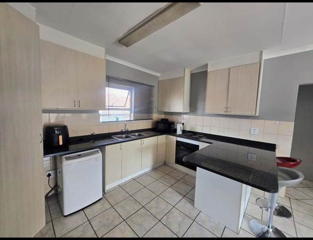 2 BEDROOM PROPERTY TO RENT IN BIRCHLEIGH
