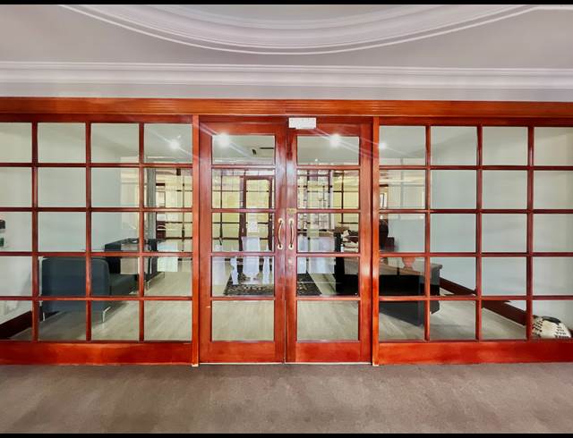 529M² OFFICE TO LET IN BRYANSTON