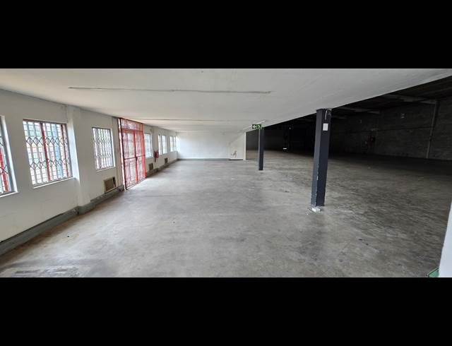 1,373M² WAREHOUSE TO LET IN KYA SANDS