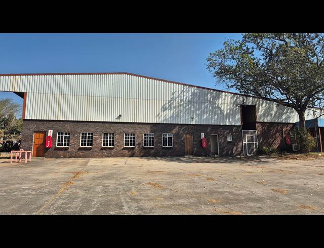 3,204M² WAREHOUSE TO LET IN VINTONIA
