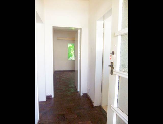 1 bed property to rent in KENILWORTH