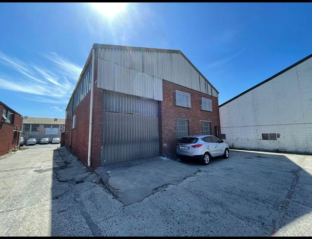 300M² WAREHOUSE TO LET IN BEACONVALE
