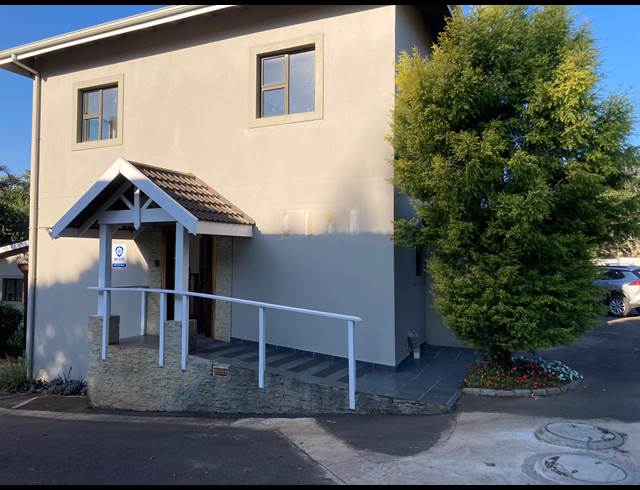 183M² OFFICE TO LET IN GILLITTS