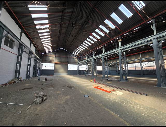 4,751M² WAREHOUSE TO LET IN TUNNEY