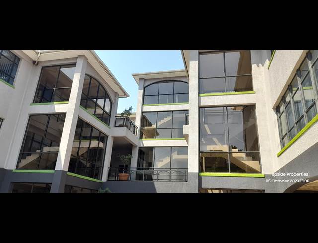 204.82M² OFFICE TO LET IN WESTVILLE