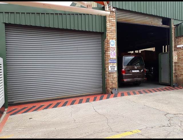 1,800M² WAREHOUSE TO LET IN SEBENZA