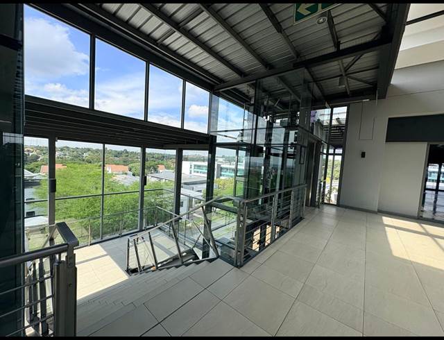 276M² OFFICE TO LET IN FOURWAYS