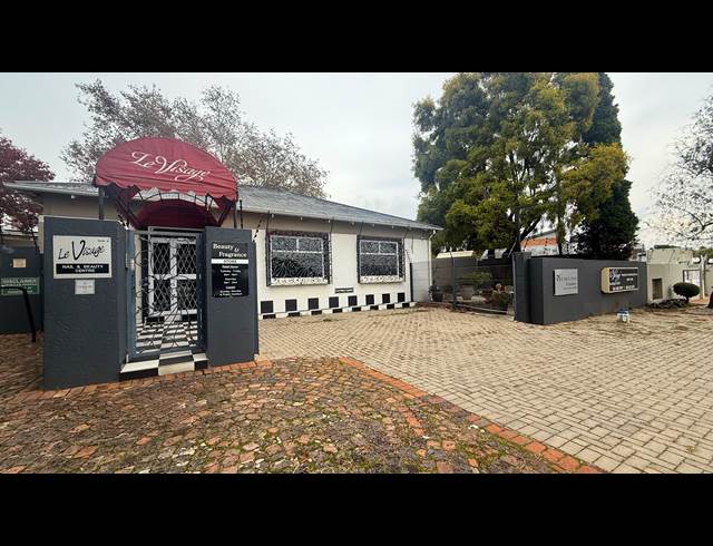 150M² OFFICE TO LET IN BEDFORDVIEW