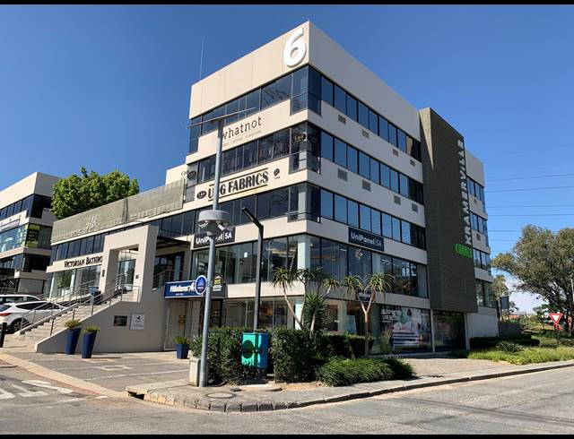 445M² OFFICE TO LET IN SANDTON CENTRAL