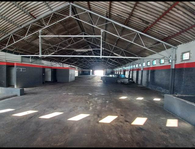 733M² WAREHOUSE TO LET IN SOUTH BEACH