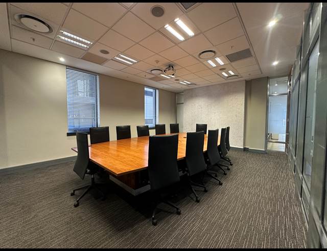 1,407M² OFFICE TO LET IN SANDTON CENTRAL