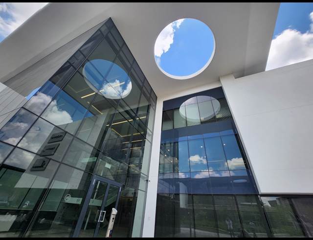 442M² OFFICE TO LET IN WATERFALL
