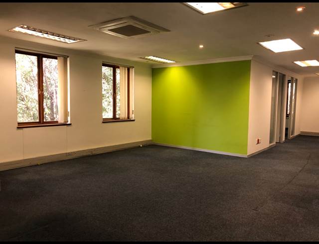180M² OFFICE TO LET IN SANDTON CENTRAL