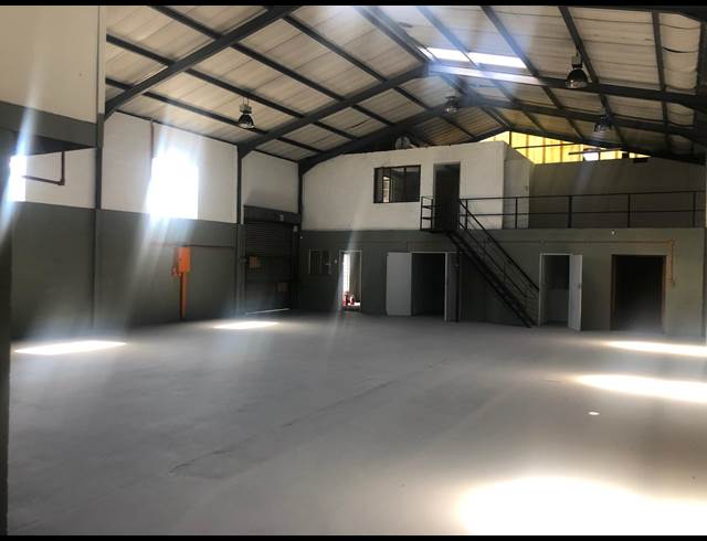 500M² WAREHOUSE TO LET IN EPPING INDUSTRIAL