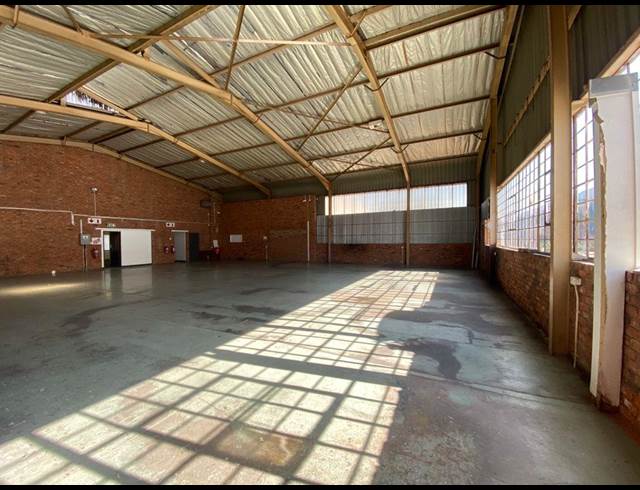 435M² WAREHOUSE TO LET IN HALFWAY HOUSE