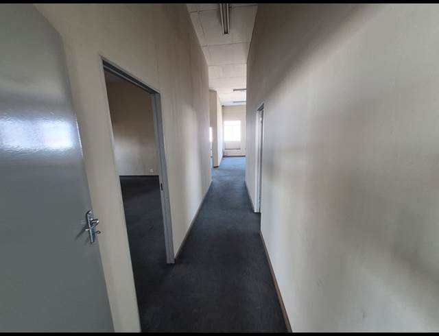 900M² WAREHOUSE TO LET IN BENROSE
