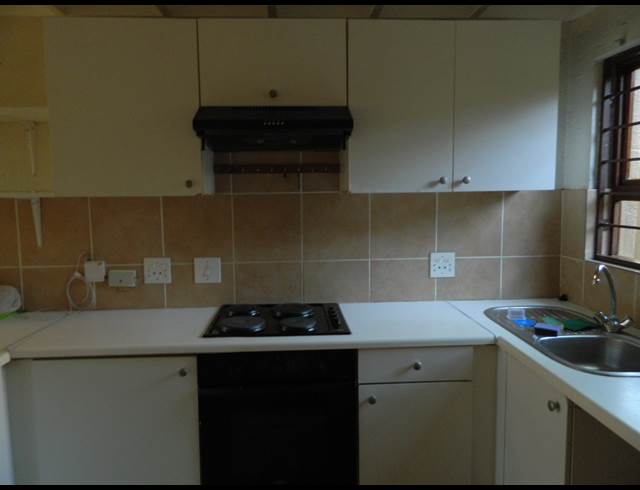 2 bed property to rent in DOUGLASDALE