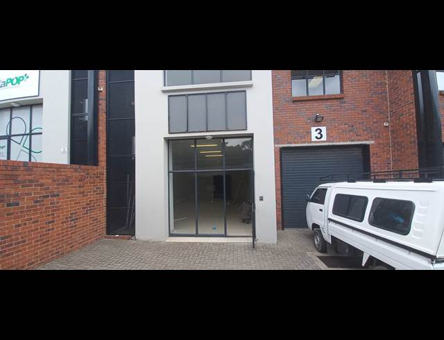 336.90M² WAREHOUSE TO LET IN STRIJDOMPARK