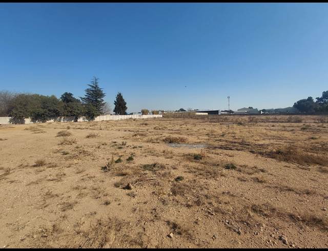 19,999M² INDUSTRIAL YARD TO LET IN POMONA
