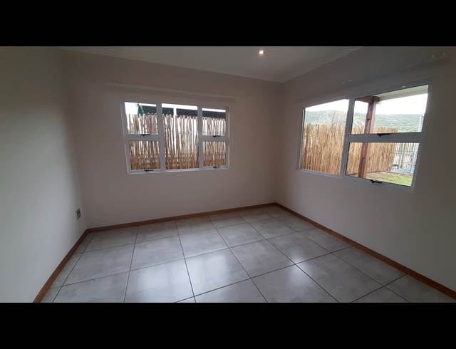 2 bed property to rent in WORCESTER WEST