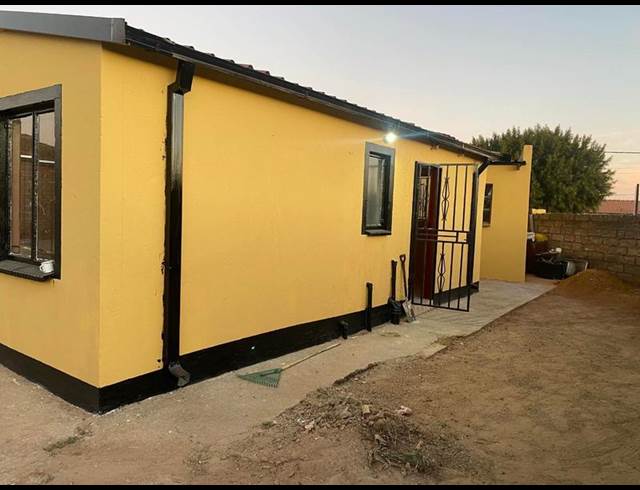 3 BEDROOM PROPERTY TO RENT IN PROTEA GLEN EXT