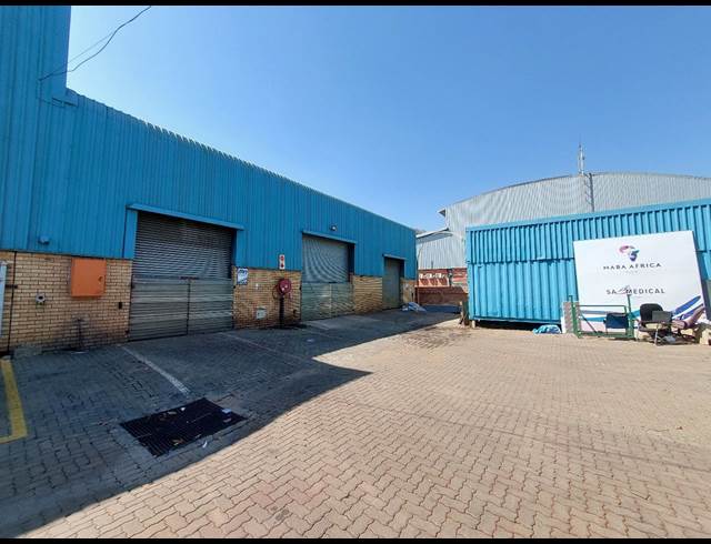 952M² WAREHOUSE TO LET IN HENNOPSPARK