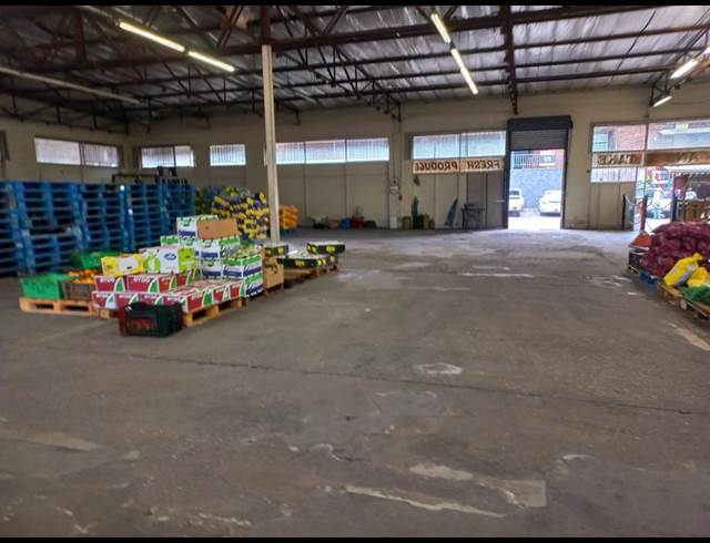 780M² RETAIL TO LET IN WHITE RIVER CENTRAL