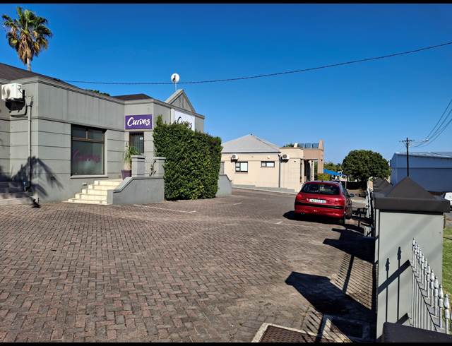118M² OFFICE RENTED IN VINCENT
