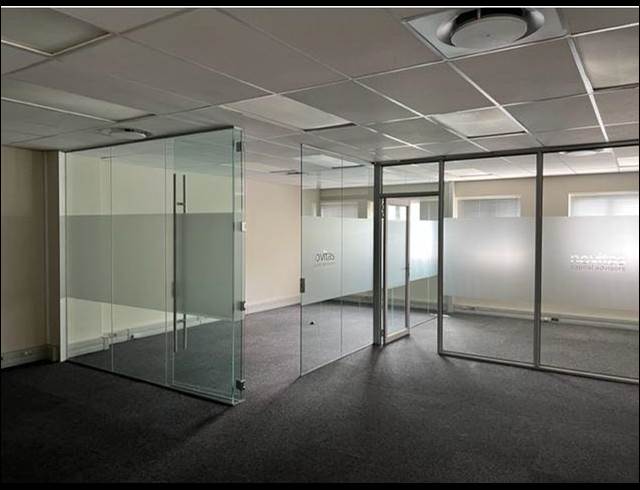 160M² OFFICE RENTED IN TOKAI
