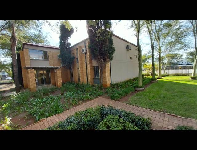 164M² OFFICE TO LET IN MONTANA