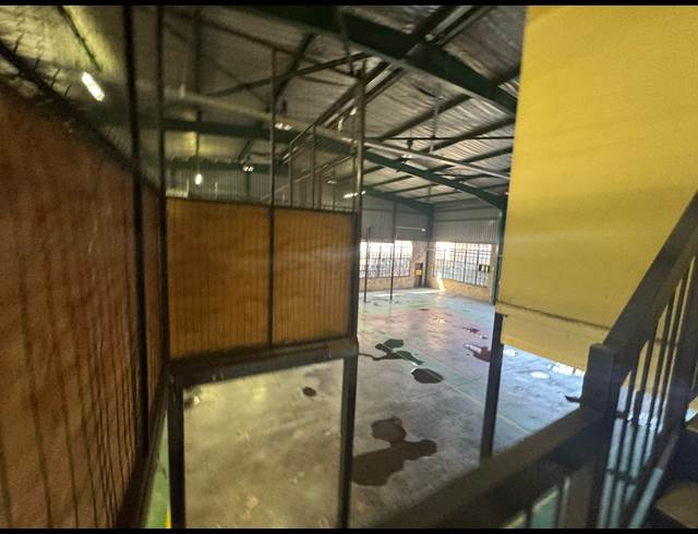 1,500M² WAREHOUSE TO LET IN AMALGAM