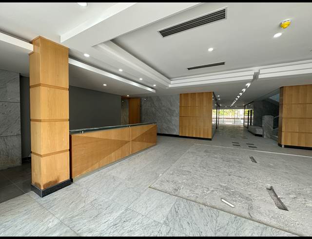 3,290M² OFFICE TO LET IN SANDTON CENTRAL