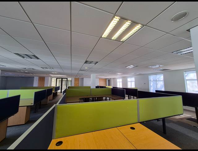 839M² OFFICE TO LET IN ILLOVO