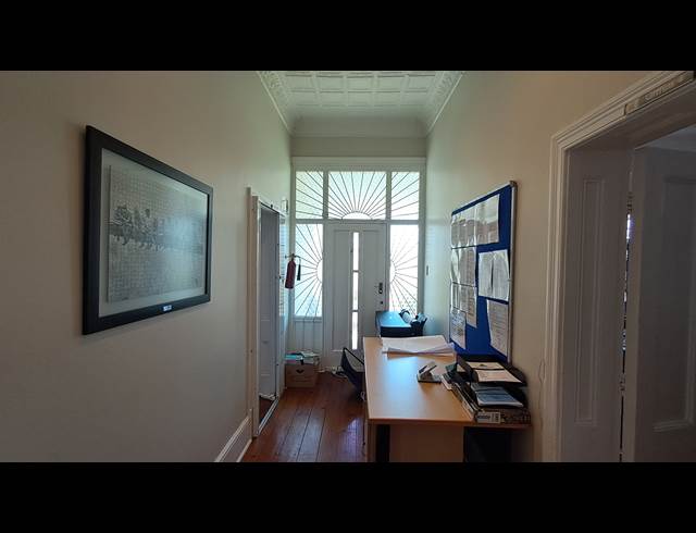 60M² OFFICE TO LET IN VINCENT