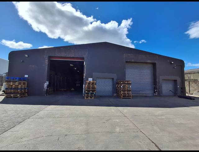 744M² WAREHOUSE RENTED IN WEST BANK