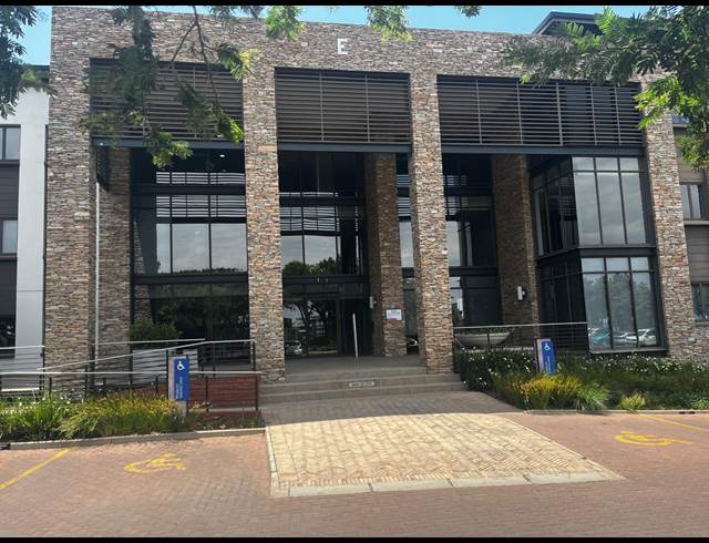 250M² OFFICE TO LET IN GREENSTONE HILL