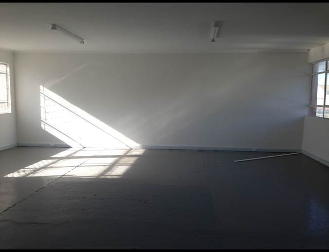 480M² OFFICE TO LET IN PAARDEN EILAND