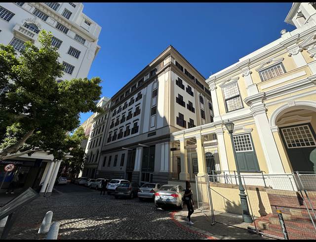 2,526M² OFFICE TO LET IN CAPE TOWN CITY CENTRE