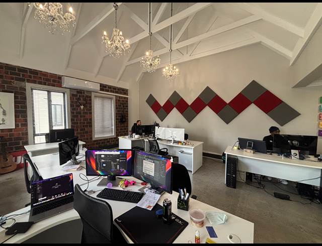 79M² OFFICE TO LET IN PAARDEVLEI