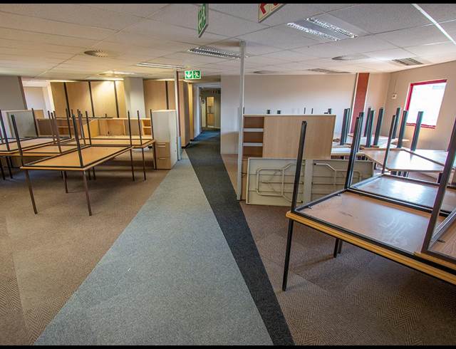 1,509M² OFFICE TO LET IN PARKTOWN