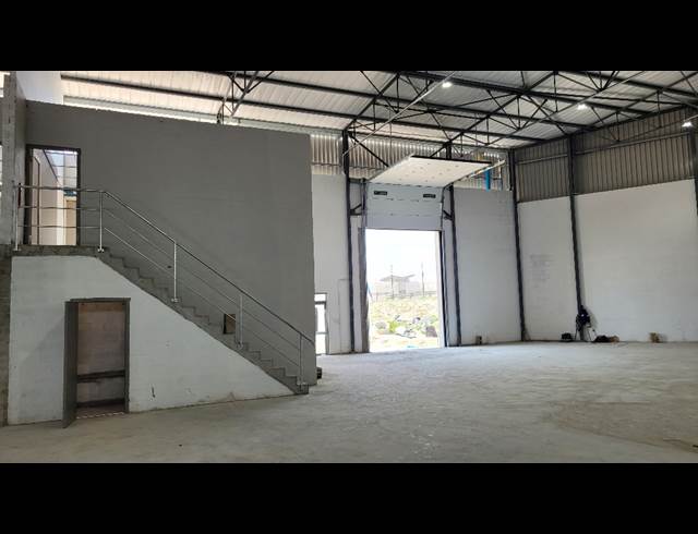 710M² WAREHOUSE TO LET IN BELLVILLE SOUTH