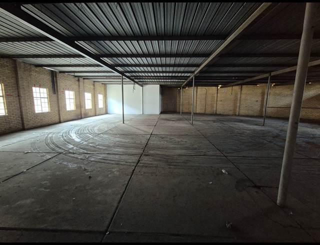 1,200M² WAREHOUSE TO LET IN WADEVILLE